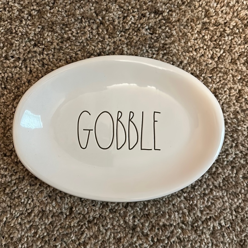 Rae Dunn gobble oval